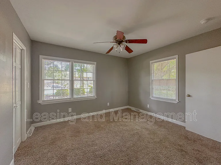 1709 Mulmar St — Photo 9