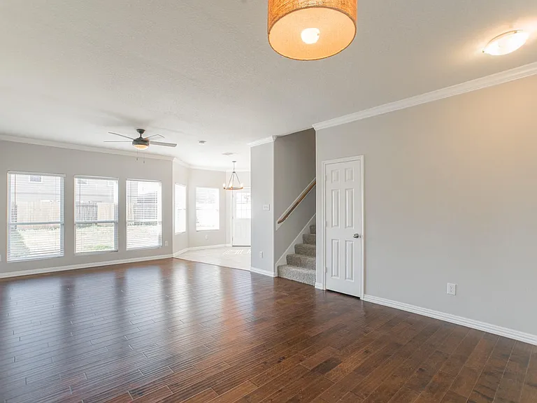 22519 Goss Spring Ct — Photo 7