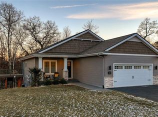 4615 S Oakwood Hills Pkwy, Eau Claire, WI 54701