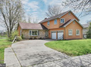 507 S Brentwood Dr, Mount Laurel, NJ 08054