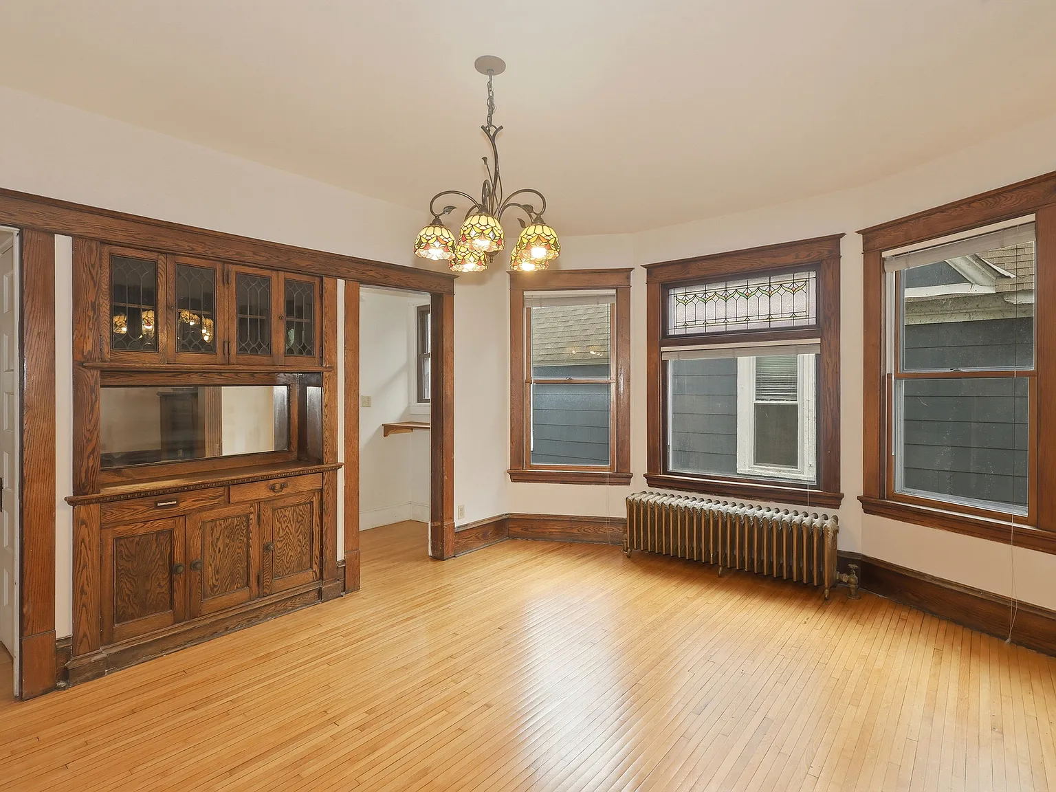 2535 - 2537 Aldrich Avenue South - 1 — Photo 4