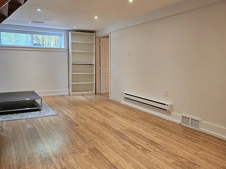 222 Patricia Ave — Photo 14