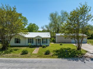 205 W Pecan St, Sadler, TX 76264