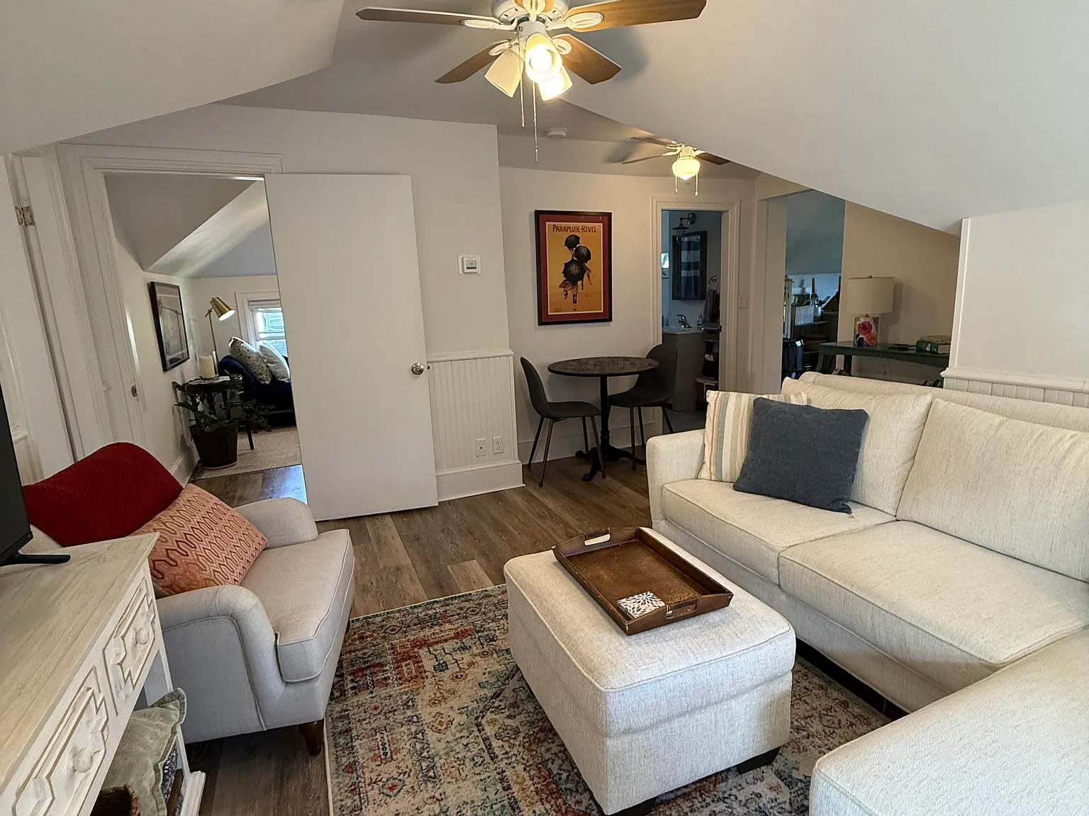 2 bed, 650 sqft, $1,950 — Photo 1