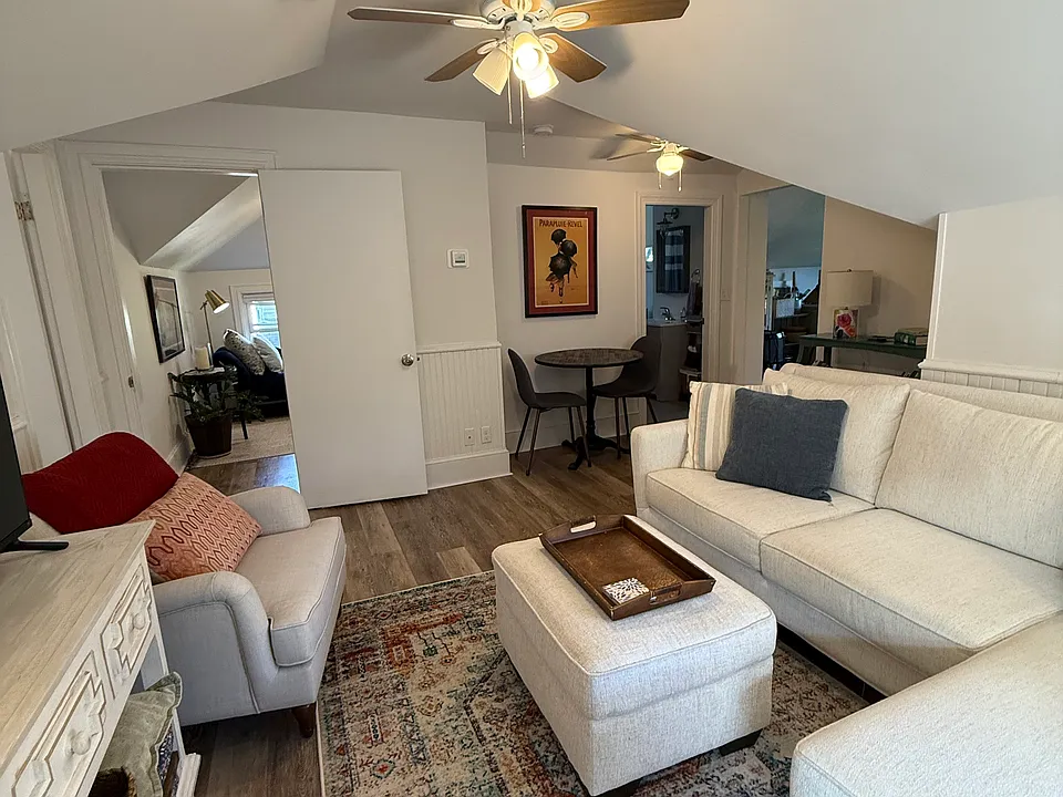 65 Anoka Ave #2