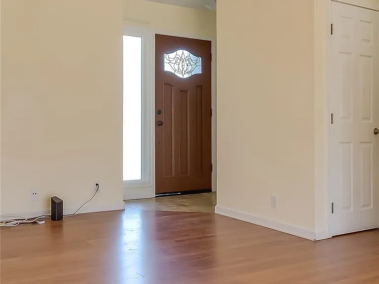633 Elaine Ave — Photo 34