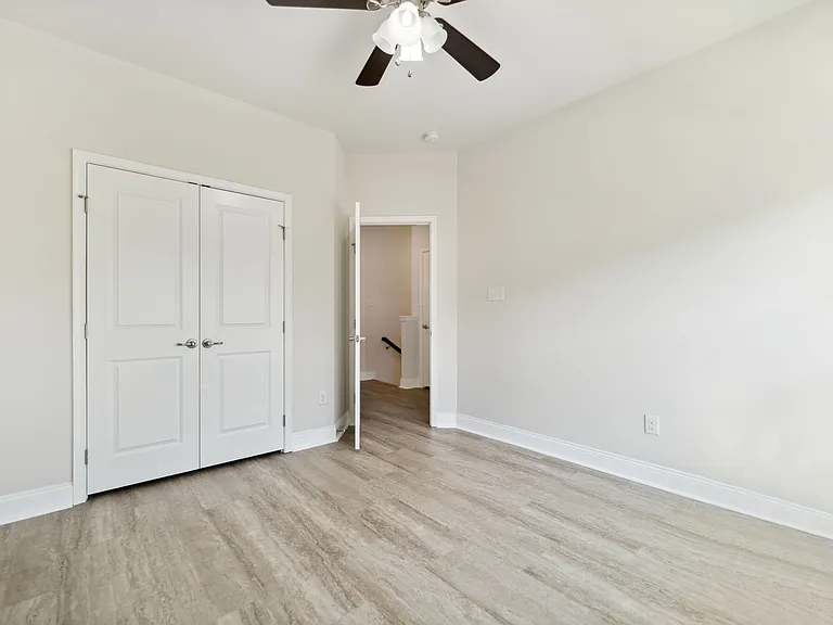 138 Seneca Pl — Photo 5