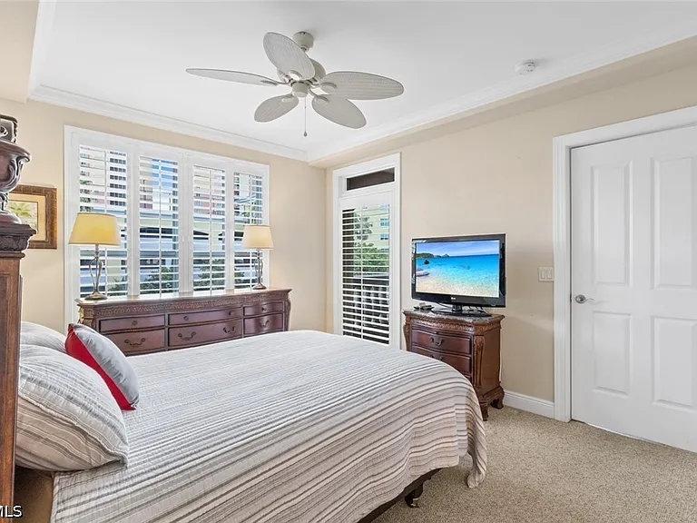 2825 Palm Beach Blvd #203 — Photo 18