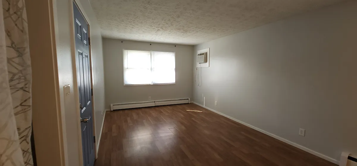 Building Photo - 510 S Clayton St #3
