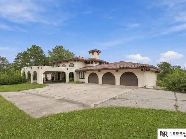 1000 N 148th St, Lincoln, NE 68527