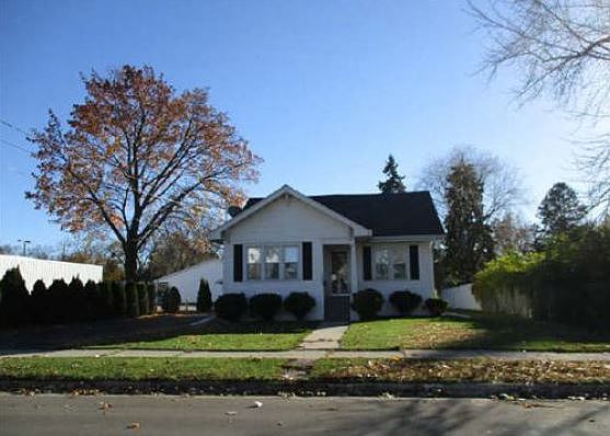 1st image of 1662 Franz Ave