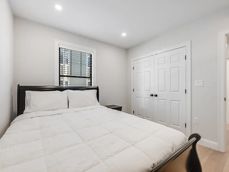 34 Perthshire Rd #34 — Photo 12