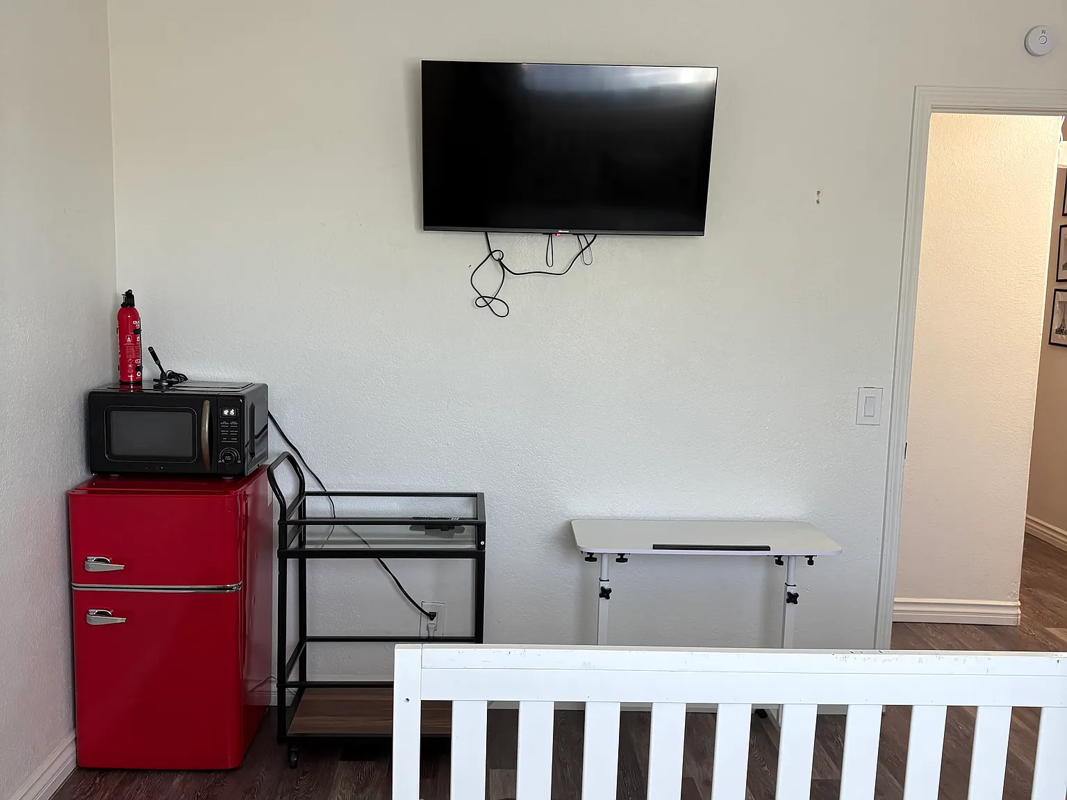 Studio, 400 sqft, $1,000 — Photo 4