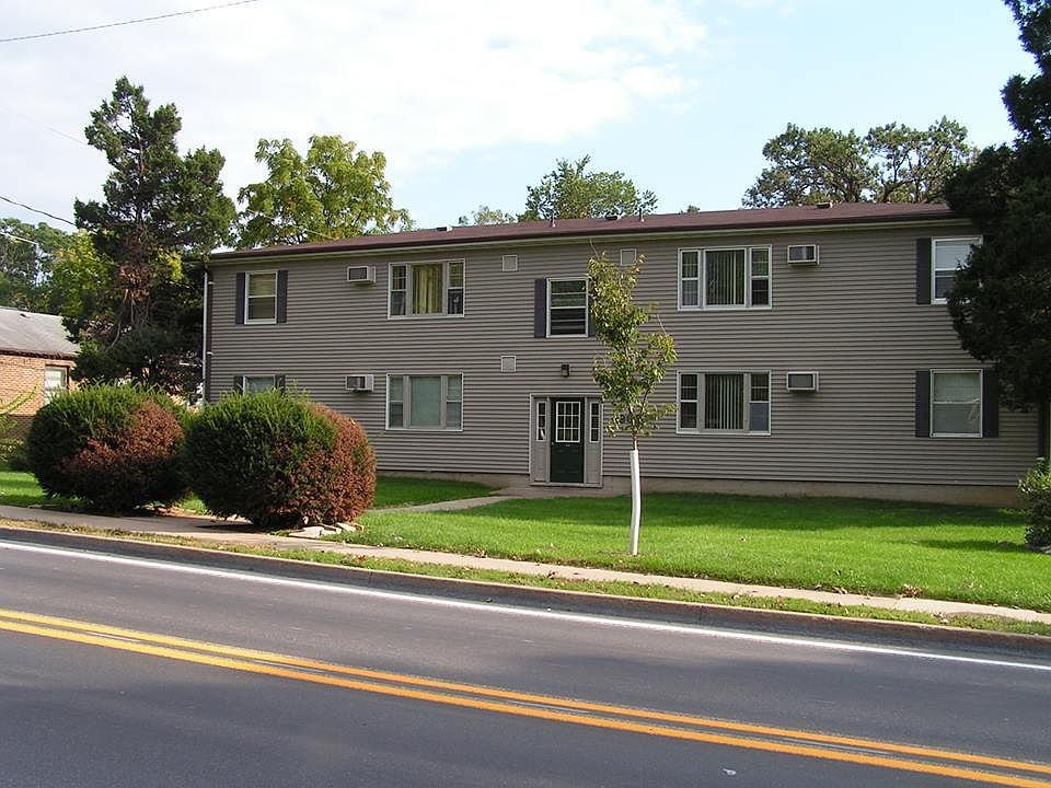 2nd image of 4906 Ingersoll Ave APT 27