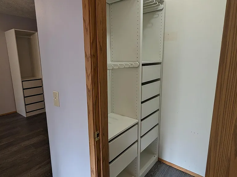 815 Sieverkropp Dr — Photo 18