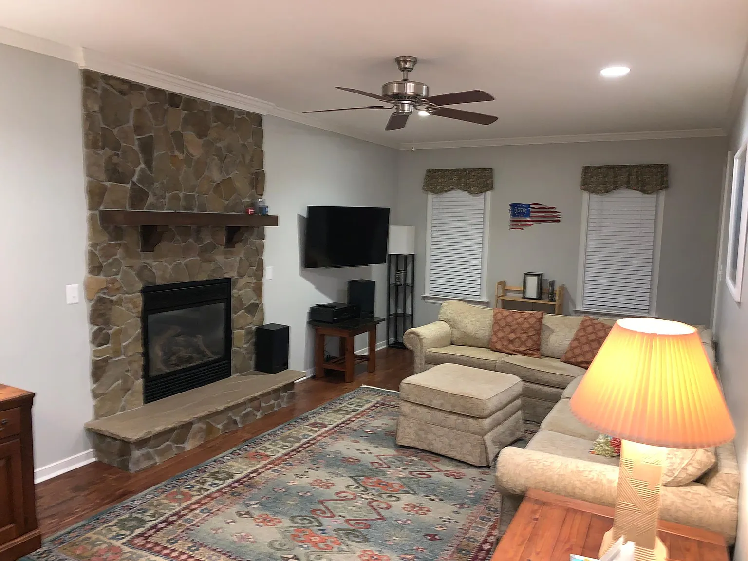7017 Hawks Hill Ln — Photo 3