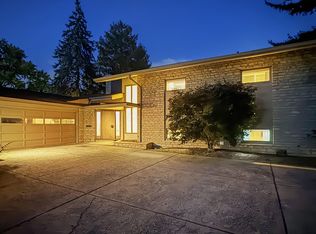 4094 Lyon Dr, Columbus, OH 43220