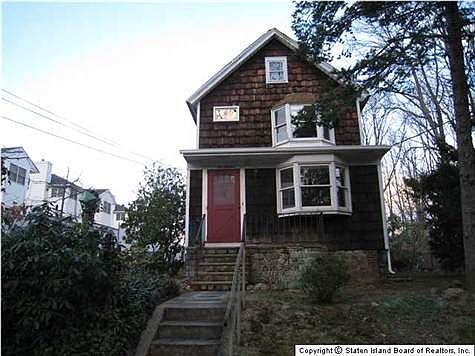 1st image of 113 Maguire Ave