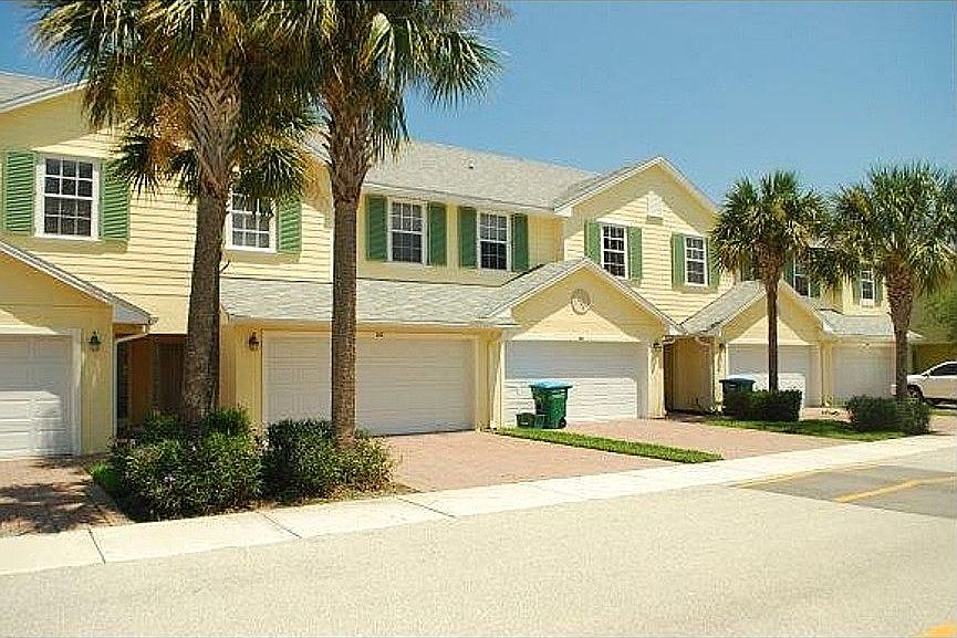 228 Tin Roof Avenue - Front