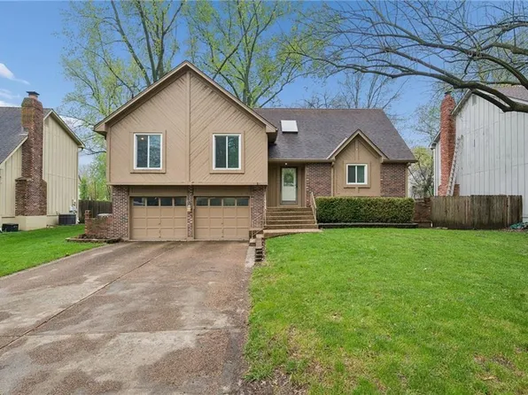 15909 W 149th St, Olathe, KS 66062