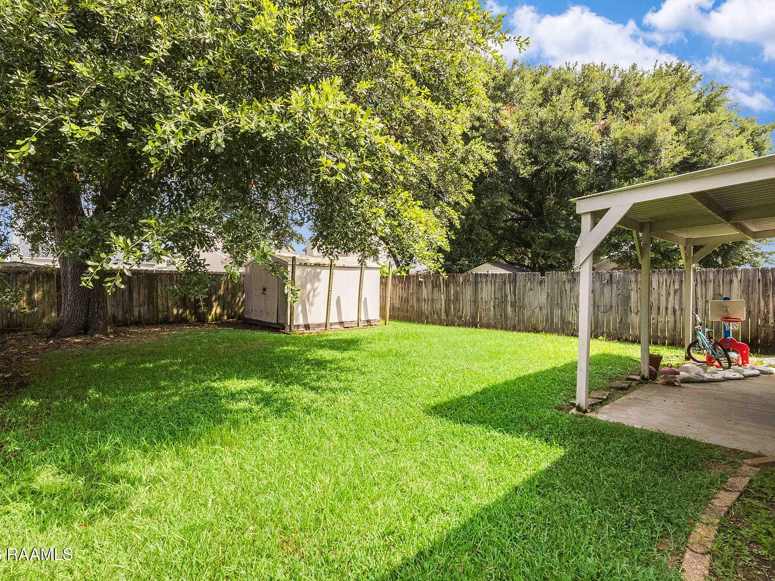 3 bed, 2.0 bath, 1306 sqft, $1,500 — Photo 2