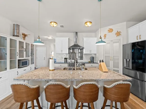 425 Vermilion Cir, Port Saint Joe, FL 32456