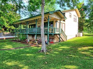 229 Crestwood Dr, Burkeville, TX 75932