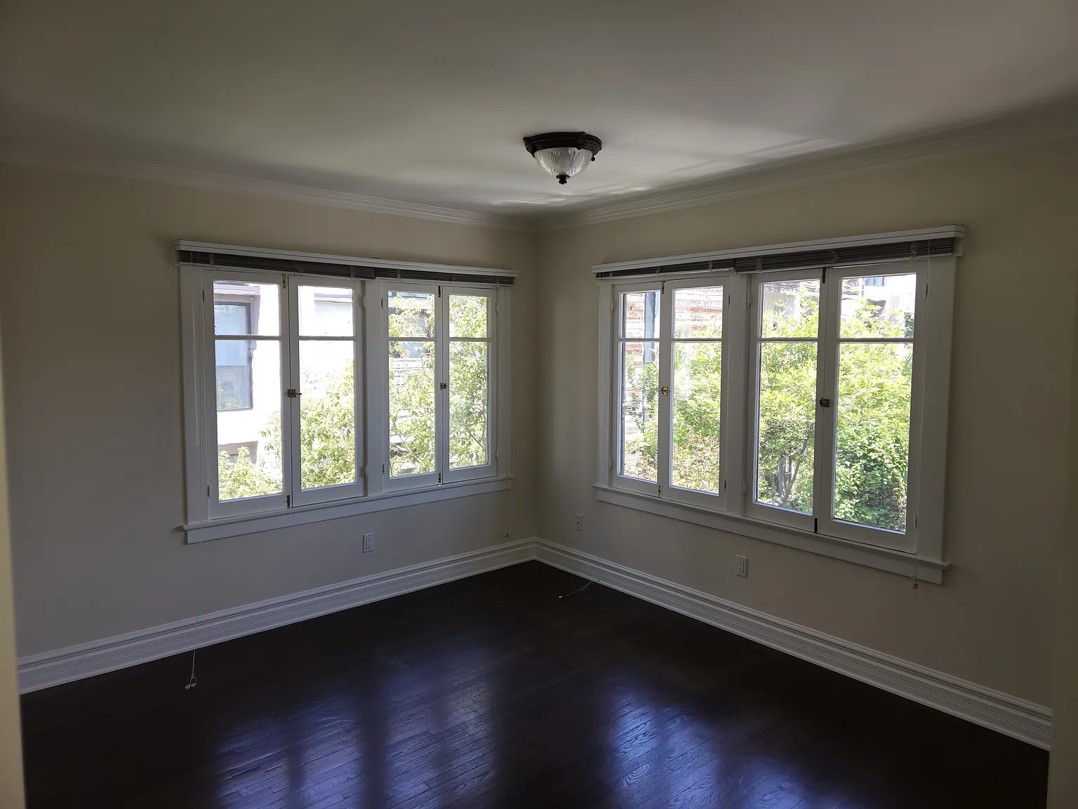 2 bed, 1000 sqft, $3,500 — Photo 3