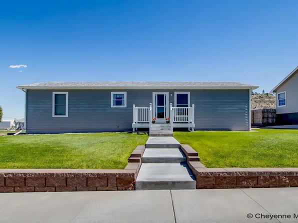 645 Black Blvd, Pine Bluffs, WY 82082