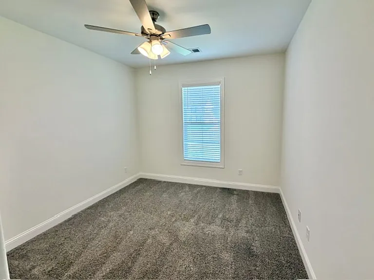 5298 Aylesbury Ln — Photo 7