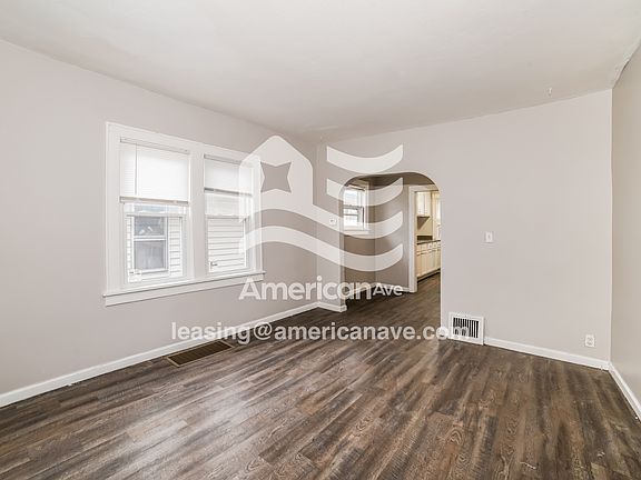 3-Living Room