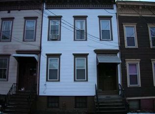 140 Bradford St, Albany, NY 12206