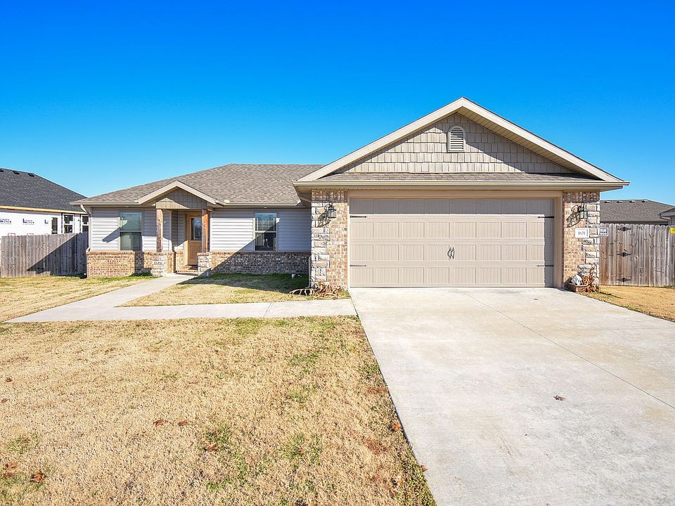 1st image of 1631 Omaha Dr