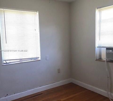 4th image of 614 Santander Ave APT 4