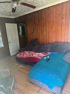 3rd image of 2416 Hampton St