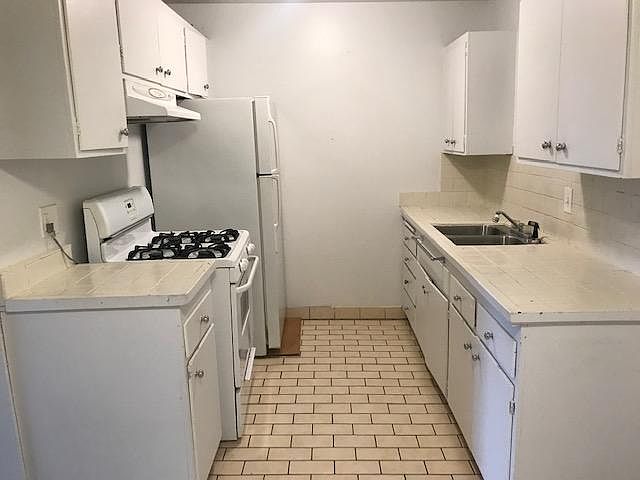 1st image of 5405 Morrow Dr APT 1