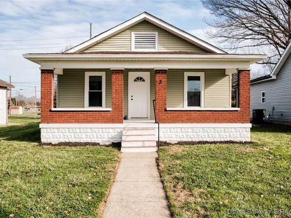 3 Sunset Drive, Clarksville, IN 47129