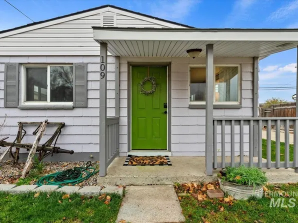 109 E 8 N, Mountain Home, ID 83647