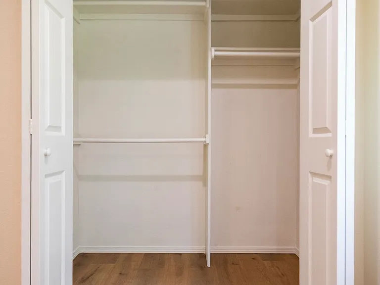 4172 Backus Ave — Photo 16