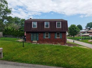 5412 Pleasant St, South Park, PA 15129