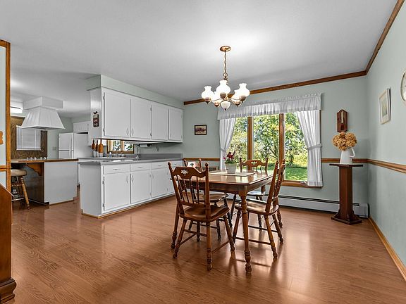 5th image of W596 Birch Dr