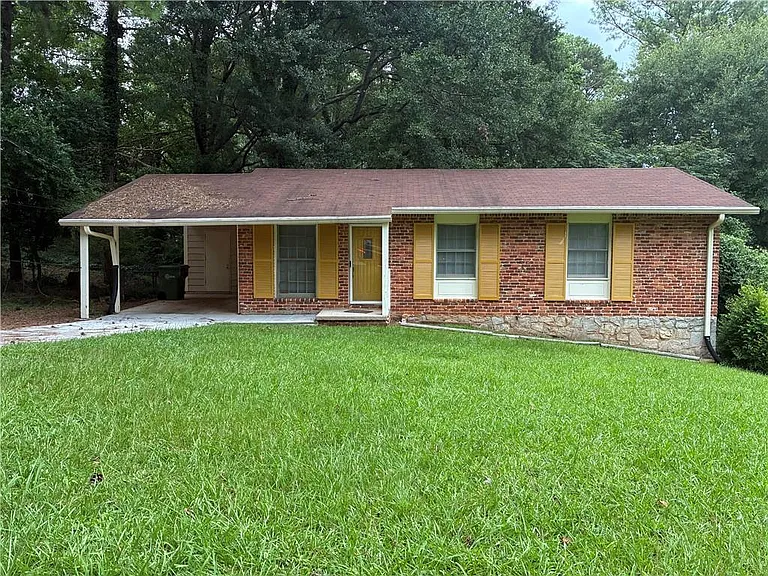 3188 Ward Dr SW — Photo 1