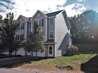 10 Split Rock Dr, Rochester, NH 03839