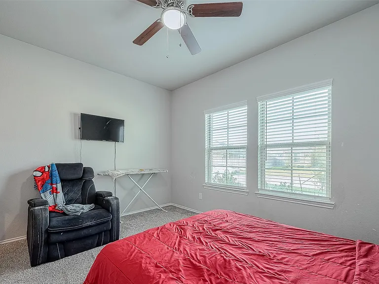 21311 Orono Heights Trl — Photo 22