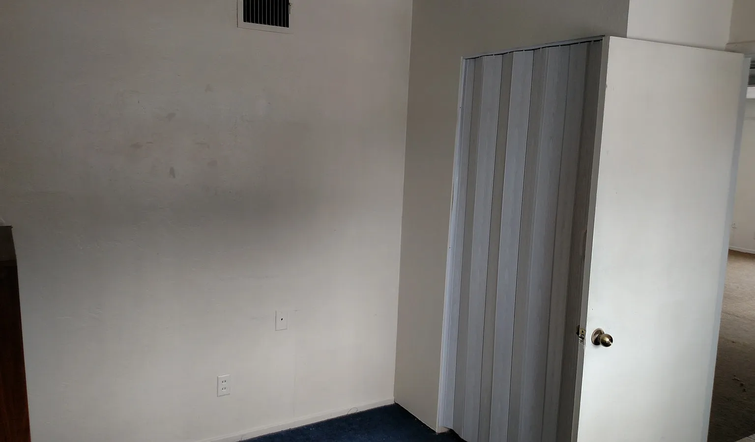 713 West Monroe Avenue, Unit Main House — Photo 4