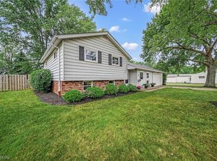 812 Rose Blvd, Highland Heights, OH 44143