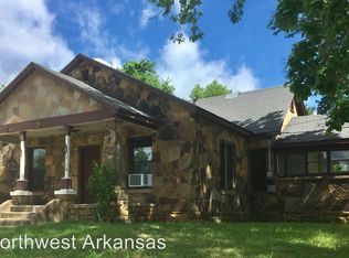 2178 E Huntsville Rd, Fayetteville, AR 72701