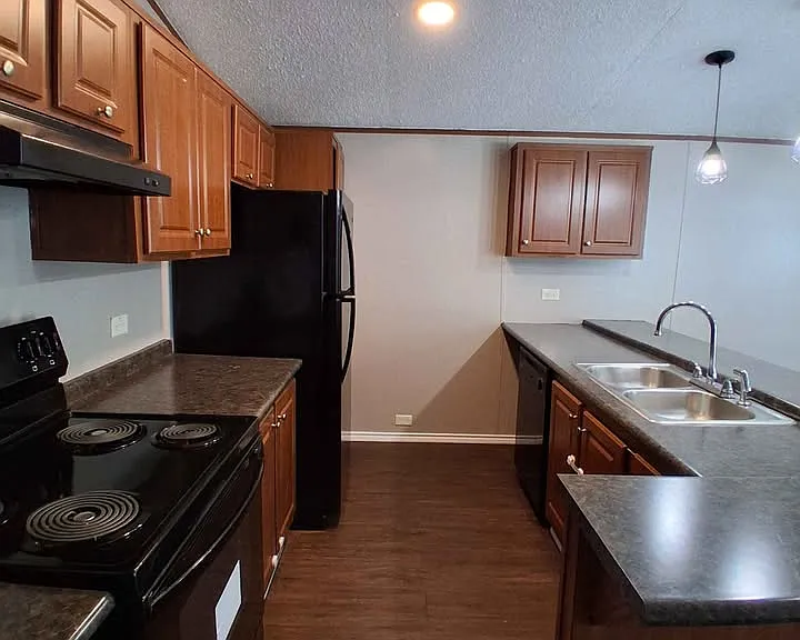 611 Summerhaven Dr #611 — Photo 3