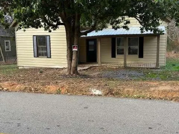 55 Cotton St, Commerce, GA 30529
