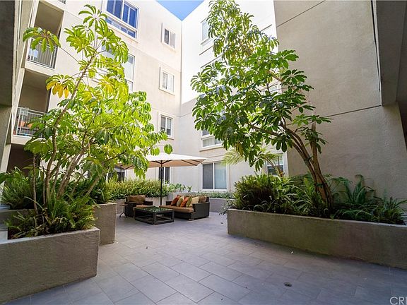 4th image of 4644 Coldwater Canyon Ave #203